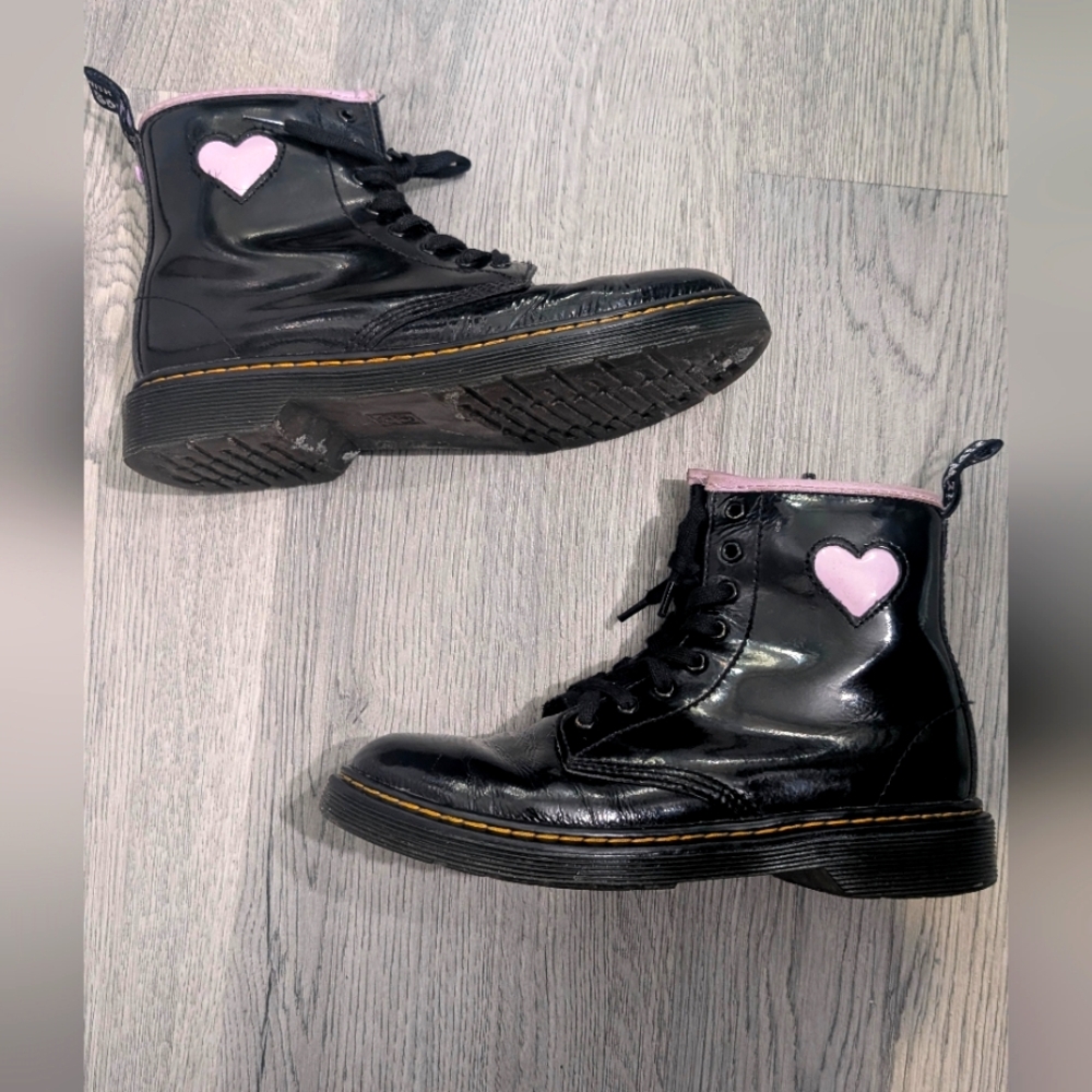 Dr Martens 1460 Heart Cutout Boots Black Patent Pink Size 5